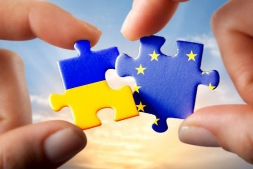 Угода про асоціацію між ЄС та Україною повністю набуває чинності!